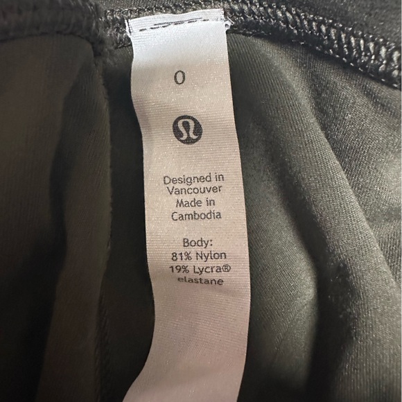 Lululemon Womens Size 0 kids Align High Waisted Legging Girls Legacy Green NWOT - Picture 8 of 8